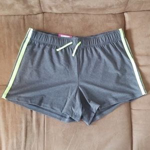Side Stripe Active Shorts